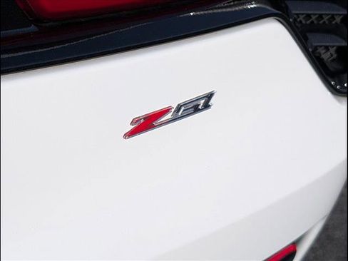 Used 2017 Chevrolet Corvette Stingray Coupe image 18