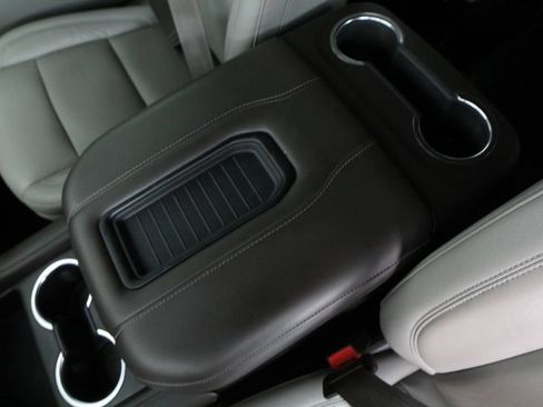 Used 2021 Chevrolet Tahoe LT RWD image 28