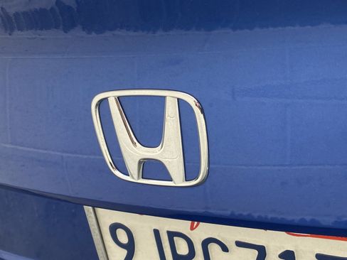 Used 2024 Honda Civic Sport image 3