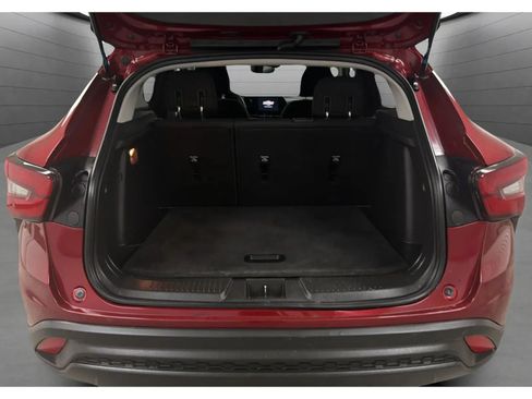Used 2025 Chevrolet Trax LS FWD image 21