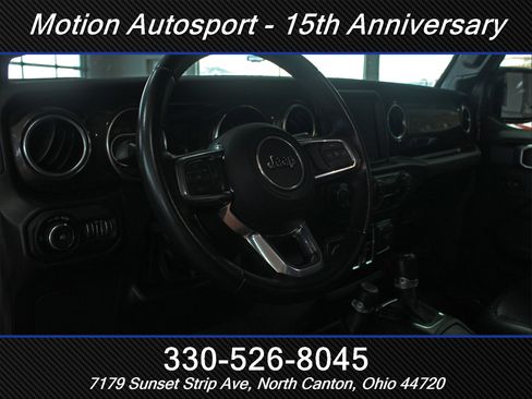 Used 2022 Jeep Wrangler Unlimited Sahara image 18