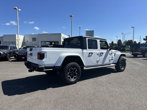 Used 2022 Jeep Gladiator Rubicon w/ LED Lighting Group image 6