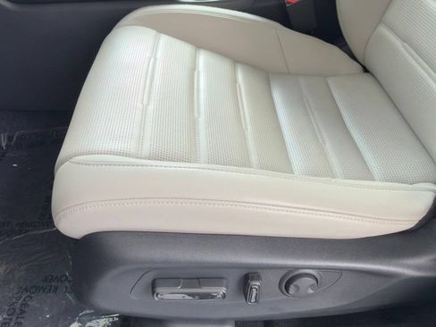 Used 2023 Honda CR-V EX-L image 6