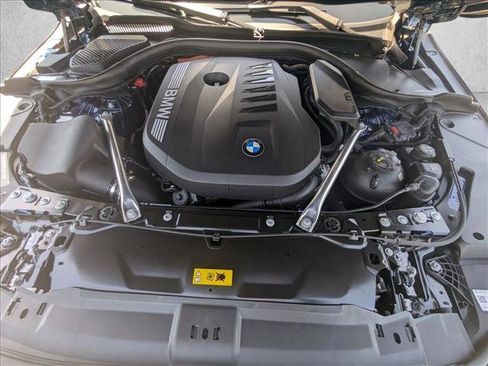 New 2026 BMW 550e xDrive AWD/4WD image 17