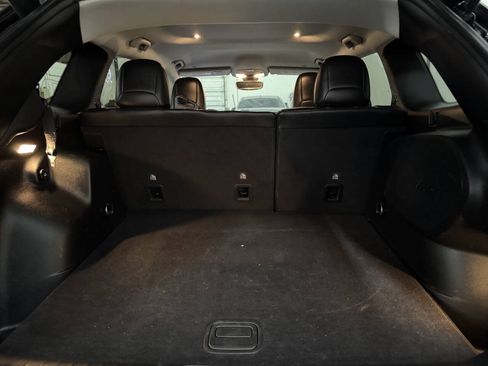 Used 2019 Jeep Cherokee Limited AWD/4WD image 12