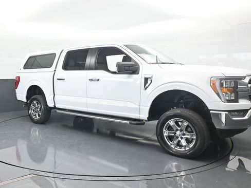 Used 2023 Ford F150 XLT w/ Equipment Group 302A High image 8