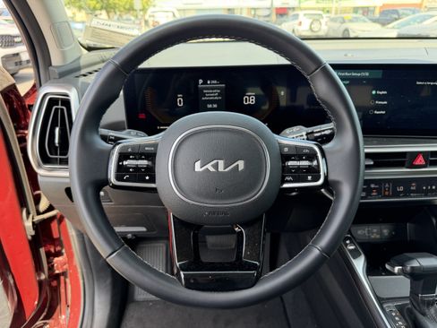Certified 2025 Kia Sorento S w/ Panoramic Sunroof Package FWD image 12