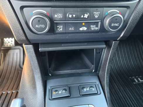 Used 2019 Acura ILX FWD image 15