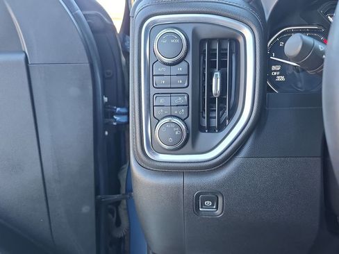 Used 2021 GMC Sierra 1500 Elevation image 18