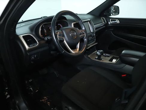 Used 2015 Jeep Grand Cherokee Laredo w/ Quick Order Package 23E AWD/4WD image 17