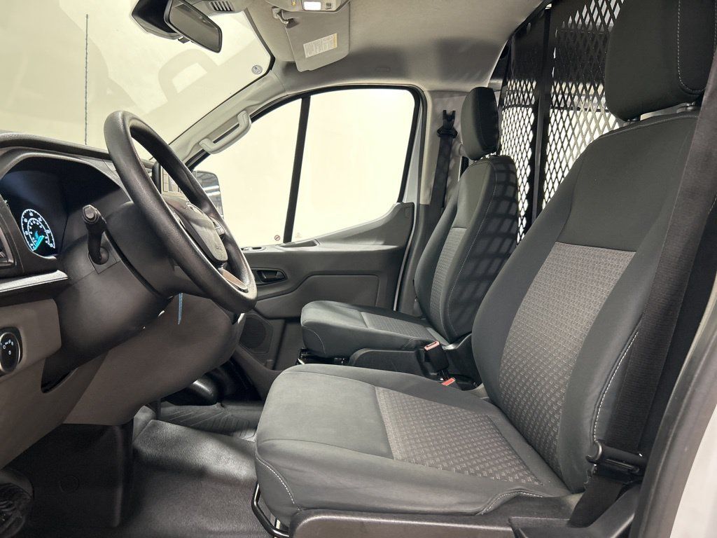 Certified 2024 Ford Transit 250 Low Roof AWD w/ Exterior Upgrade Package image 10