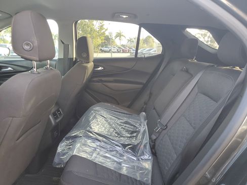 Used 2020 Chevrolet Equinox LT image 17