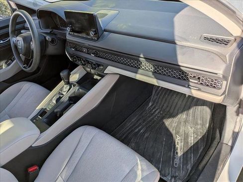 Used 2024 Honda Accord EX image 19