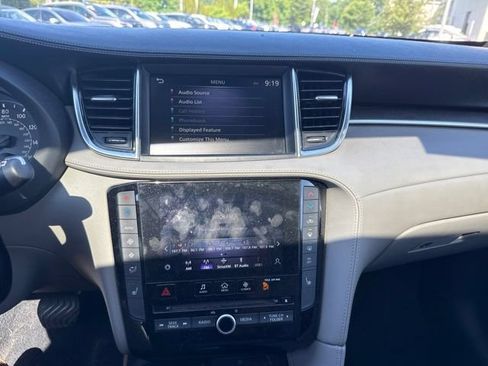 Certified 2023 INFINITI QX50 Luxe AWD/4WD image 8