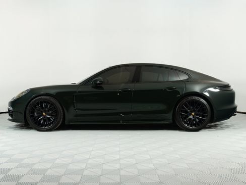 Used 2022 Porsche Panamera Turbo S image 4