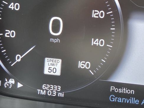 Used 2017 Volvo S90 T6 Inscription w/ Vision Package image 2