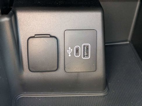 Used 2025 Ford Explorer Platinum w/ Ultimate Package RWD image 26