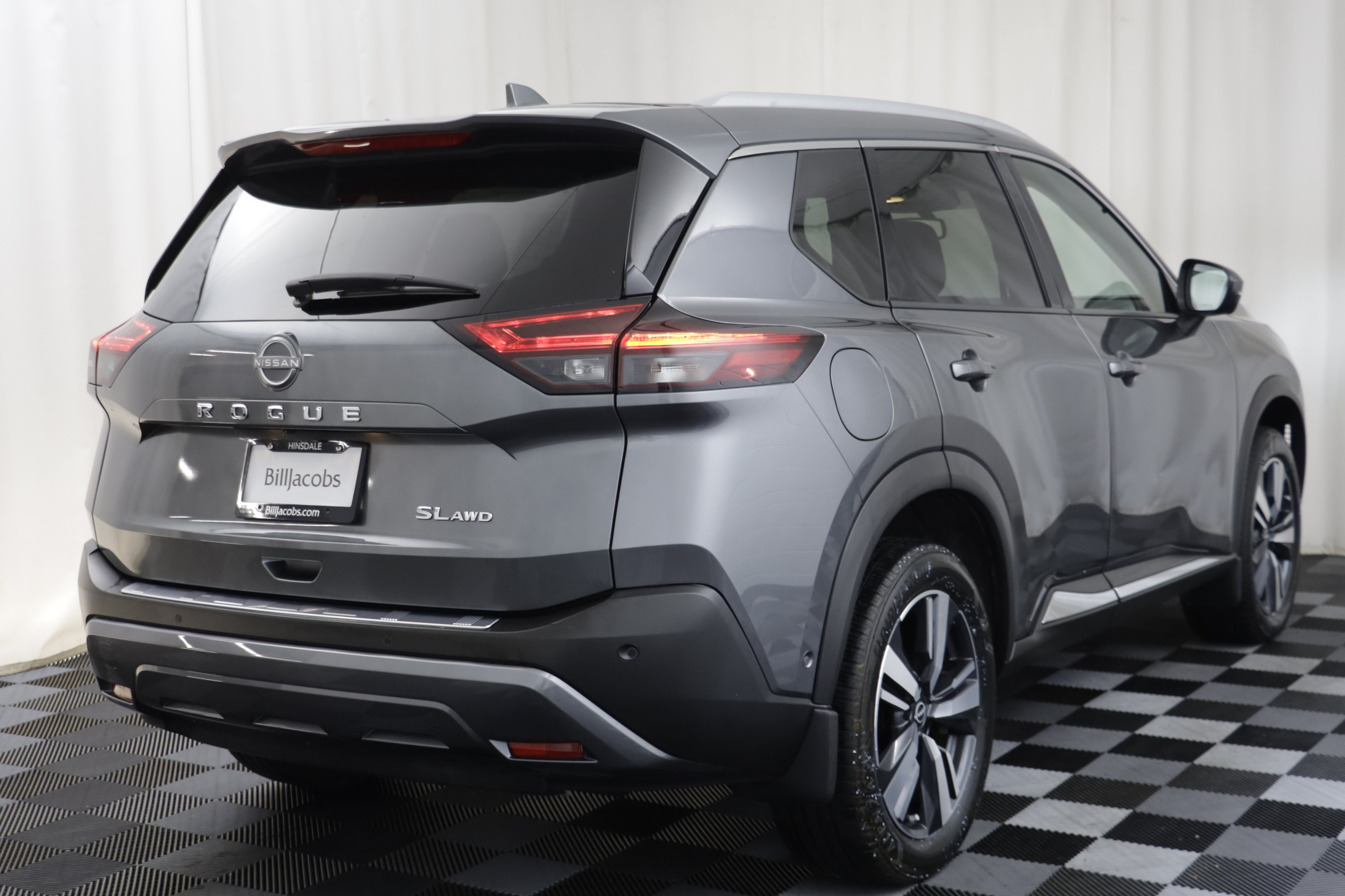 Used 2023 Nissan Rogue SL AWD/4WD image 18