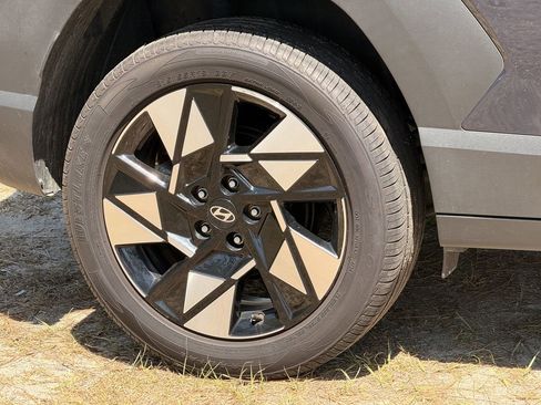 Used 2024 Hyundai Kona SEL AWD/4WD image 10
