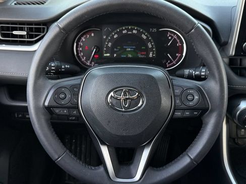 Used 2023 Toyota RAV4 XLE Premium FWD image 13
