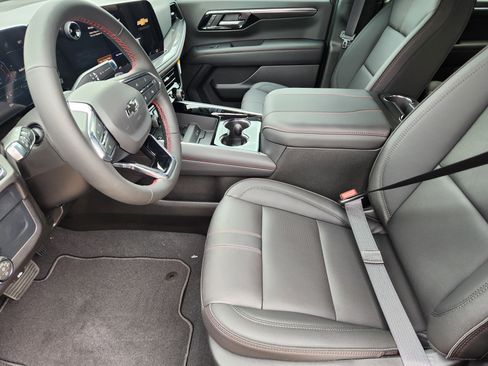 New 2026 Chevrolet Suburban RST w/ RST Capability Package image 10