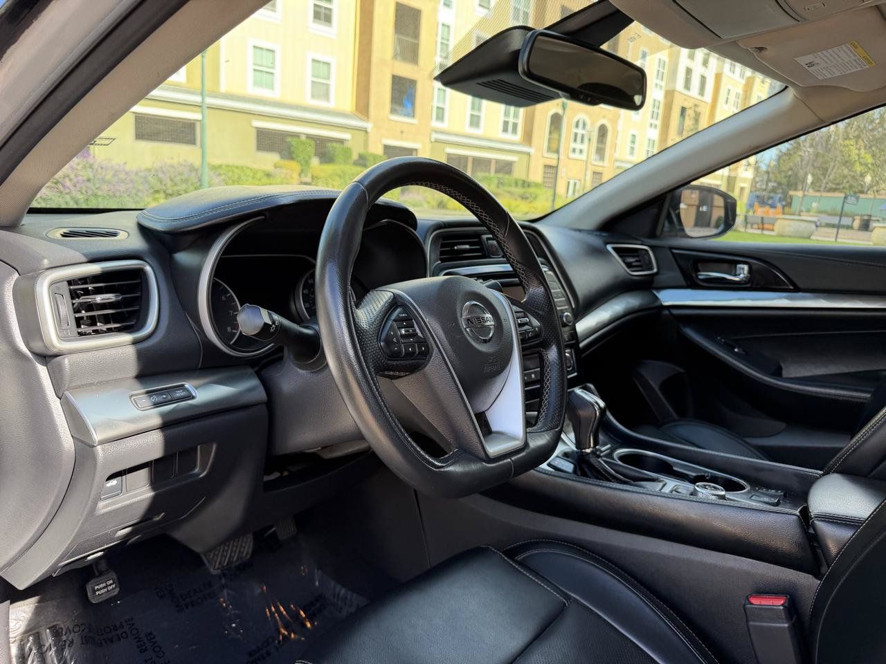 Used 2022 Nissan Maxima SV w/ Floor Mat Group FWD image 31