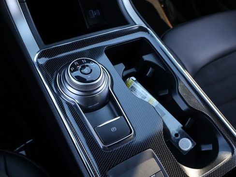 Used 2021 Ford Edge ST-Line image 26