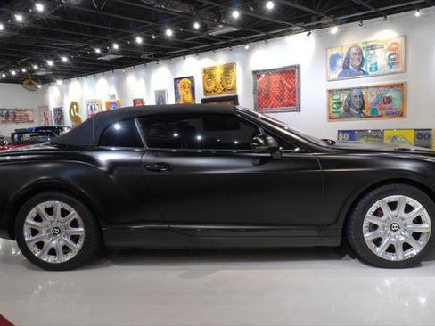 Used 2010 Bentley Continental GTC image 13