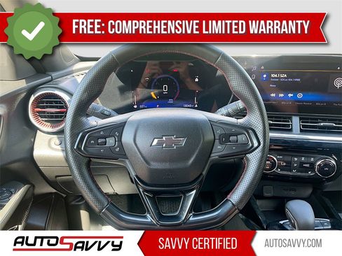 Used 2025 Chevrolet Trax RS w/ Driver Confidence Package image 11