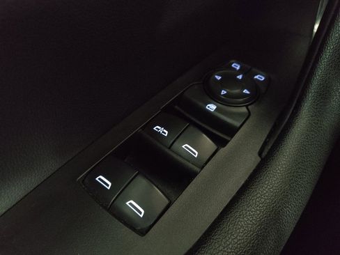 Used 2021 Chevrolet Blazer LT FWD image 27