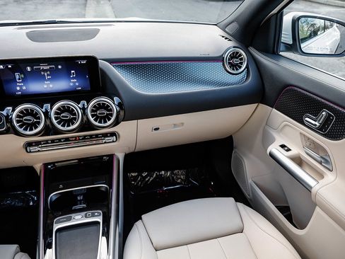 Certified 2025 Mercedes-Benz GLA 250 GLA 250 image 15