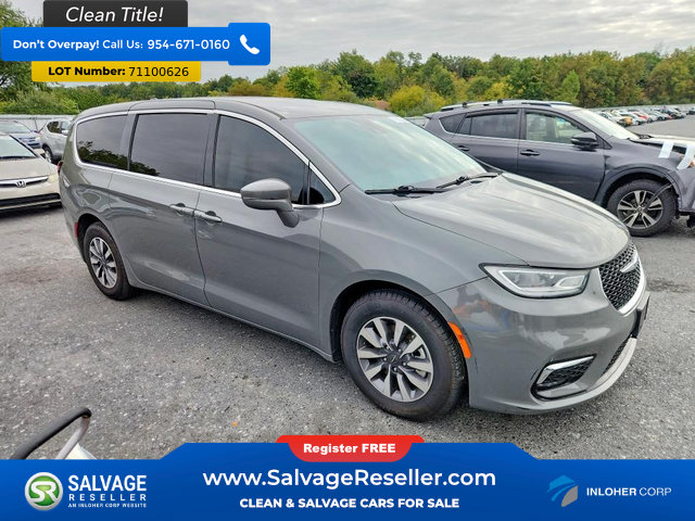 Used 2022 Chrysler Pacifica Touring-L FWD image 5