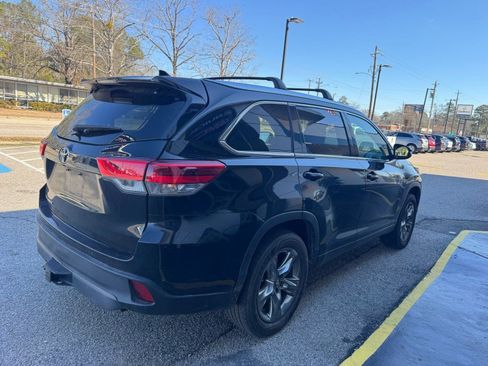 Used 2019 Toyota Highlander Limited Platinum image 6