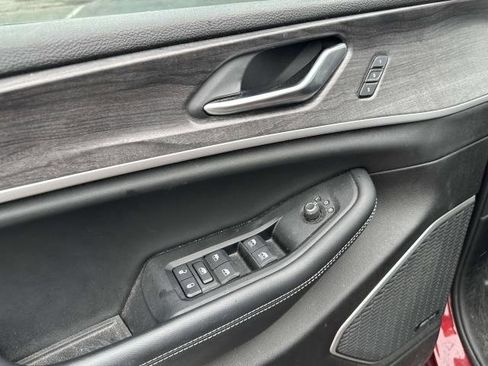 Certified 2021 Jeep Grand Cherokee L Limited image 17