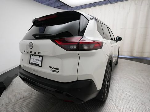 Certified 2023 Nissan Rogue SV w/ SV Premium B Package AWD/4WD image 13