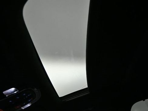 Used 2024 Hyundai Palisade Calligraphy image 18