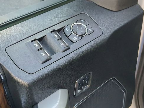 Used 2018 Ford F150 Lariat w/ Equipment Group 502A Luxury image 26