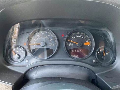 Used 2016 Jeep Patriot Sport w/ Power Value Group FWD image 13