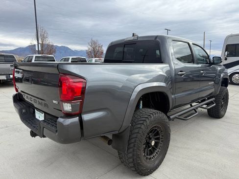 Used 2022 Toyota Tacoma SR5 image 3
