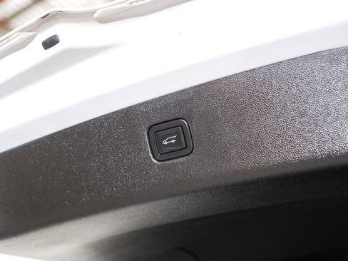 Used 2020 Chevrolet Blazer RS image 51