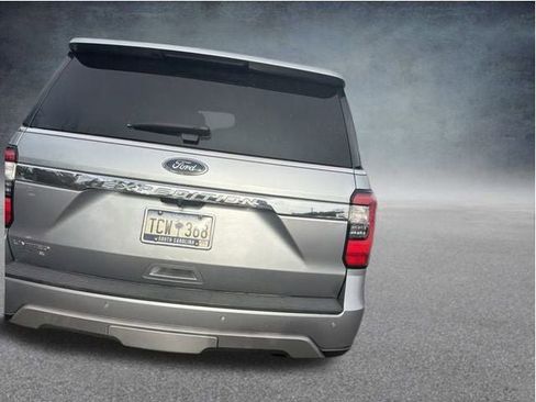 Used 2021 Ford Expedition Limited image 7