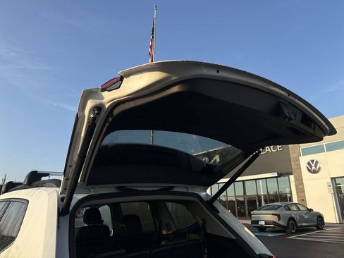 New 2026 Volkswagen Atlas SE AWD/4WD image 43