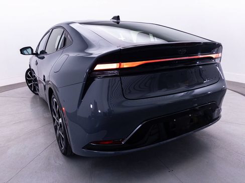 Used 2023 Toyota Prius Prime Premium w/ Advanced Technology Package FWD image 11