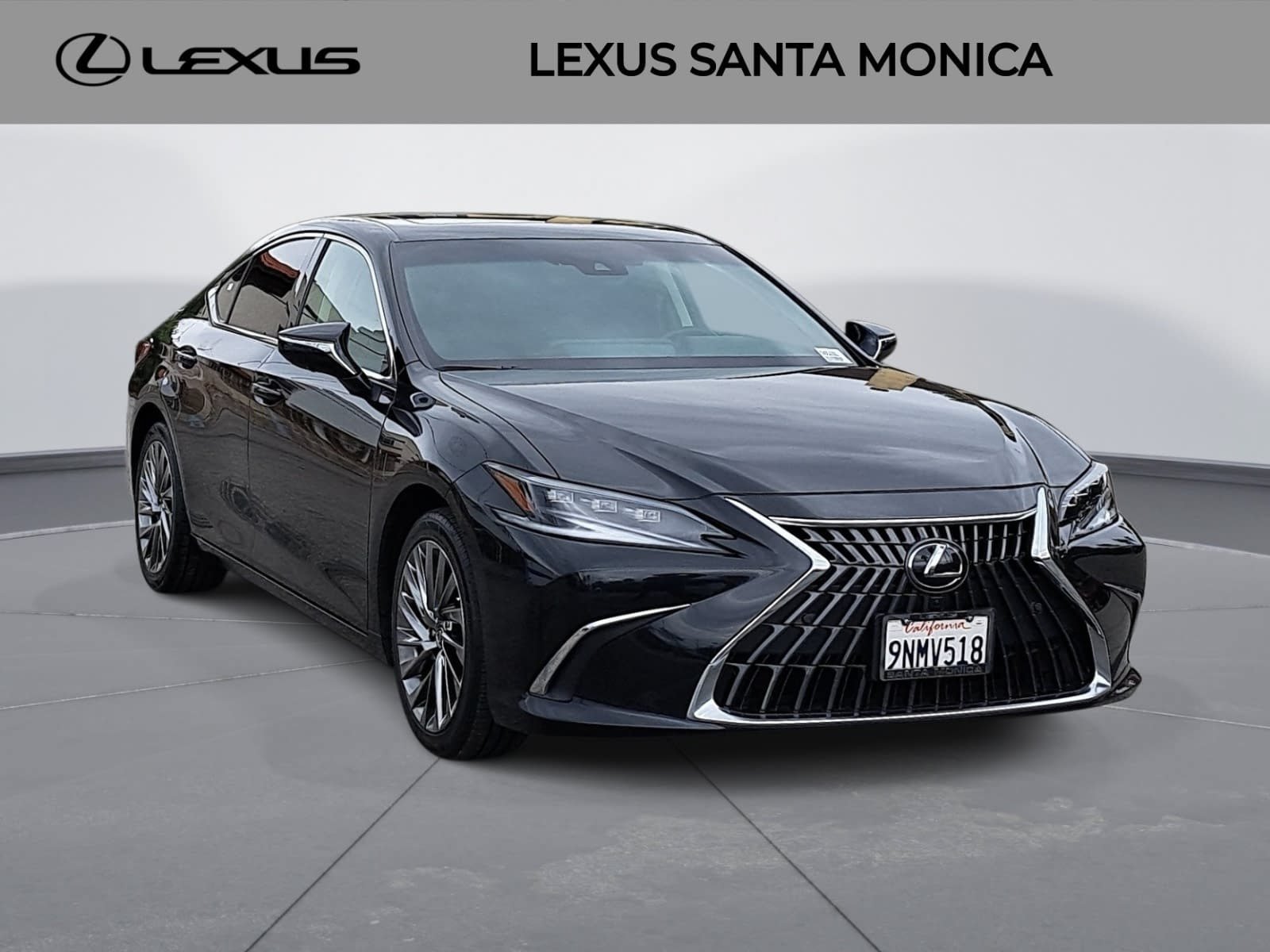 Used 2024 Lexus ES 300h w/ Accessory Package (Z1) FWD image 3