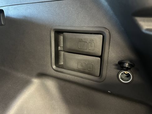 Used 2024 Chevrolet Equinox LT image 26