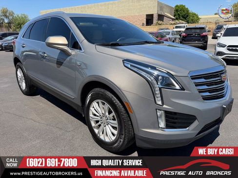 Used 2018 Cadillac XT5 FWD image 11