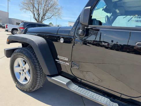 Used 2016 Jeep Wrangler Unlimited Sport w/ Quick Order Package 24S AWD/4WD image 7