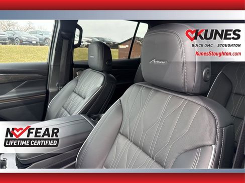 Used 2025 Buick Enclave Avenir w/ Trailering Package, 5000 lbs. AWD/4WD image 24
