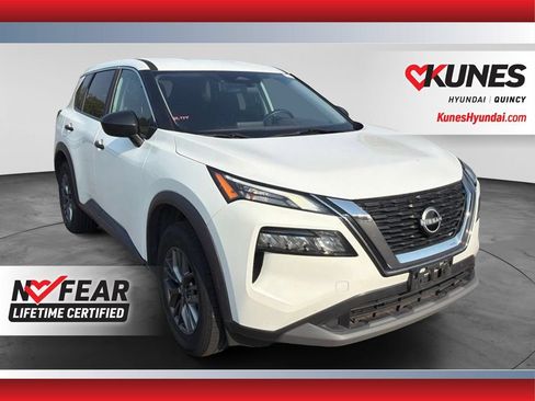 Used 2023 Nissan Rogue S AWD/4WD image 1