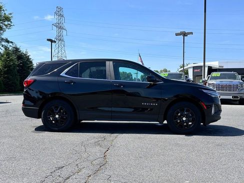 Certified 2022 Chevrolet Equinox LT AWD/4WD image 3